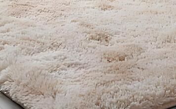 在使用地毯的時(shí)候，應(yīng)注意什么呢？