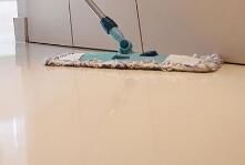 在辦公室進(jìn)行保潔的時(shí)候，要注意哪些方面呢？